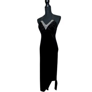 DAVE & JOHNNY by Laura Ryner Black Velvet Formal Dress Size 3/4